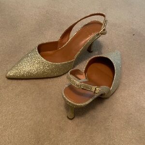 Women’s shoes